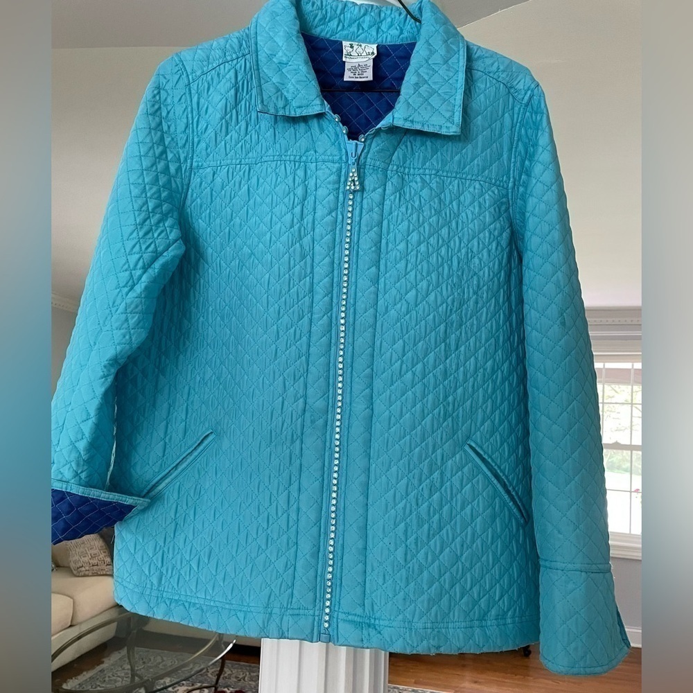 Quacker Factory women’s Aqua full zip Reinstone Detail quilted Jacket 100%silk L